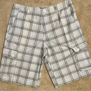 Ecko Unlimited Men's Gray Plaid Cargo Shorts